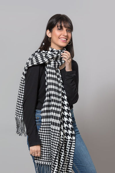 PATTERN SCARF